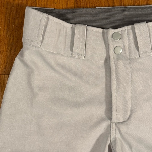 Mizuno SoftBall Pants Gray Women’s Size M - Picture 5 of 6